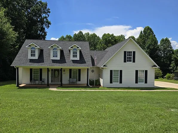 123 Fairgate Dr, Statesville, NC 28625