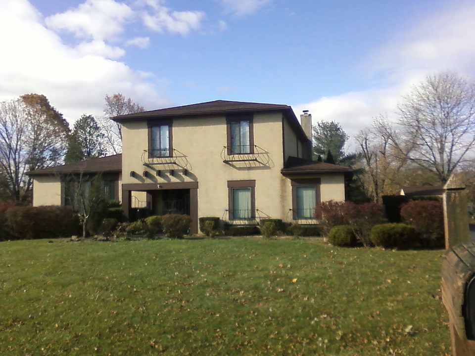 1st image of 94 Cynthia Dr