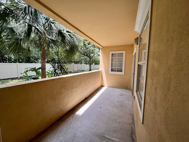1155 Villagio Cir #105 — Photo 21