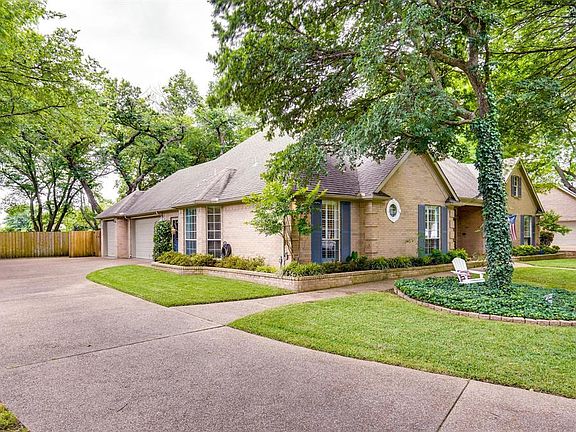2nd image of 3401 Pecan Park Dr