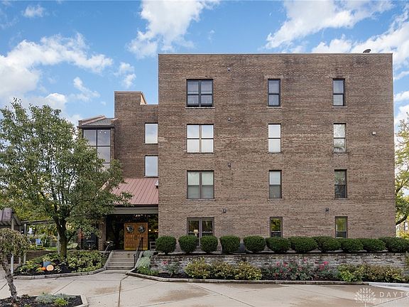 2nd image of 500 Mount Hope Ave Unit 103