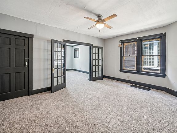 4th image of 1328 Woodmont Ave