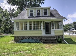 79 Farm St, Millis, MA 02054