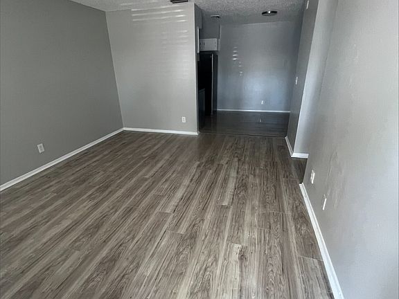 2nd image of 4101 76th Ave N APT 121