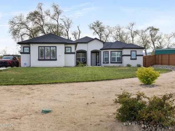 690 Rose Ln, Fernley, NV 89408