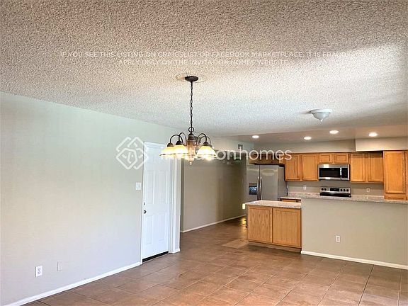 4th image of 4332 W Desert Cove Ave