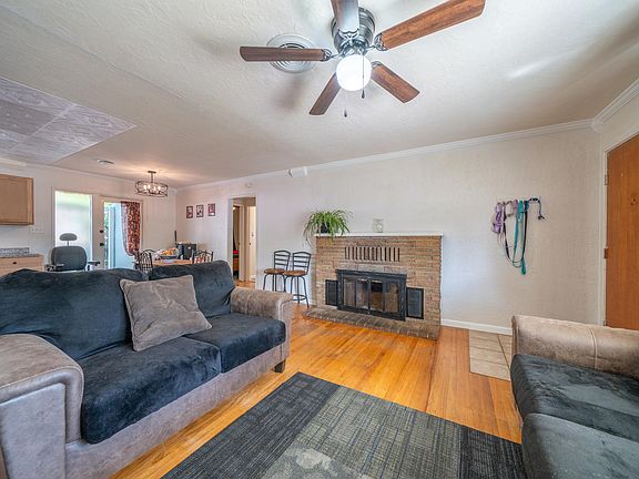 5th image of 2976 West Way