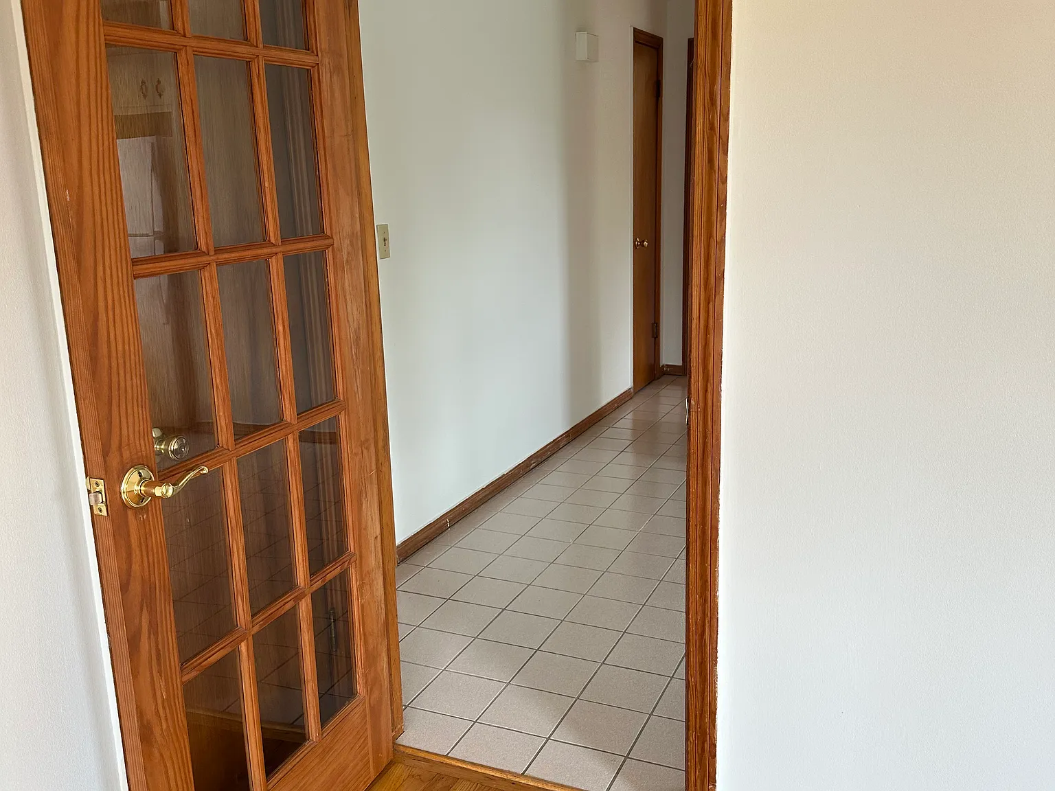 1 bed, 900 sqft, $1,350 — Photo 3