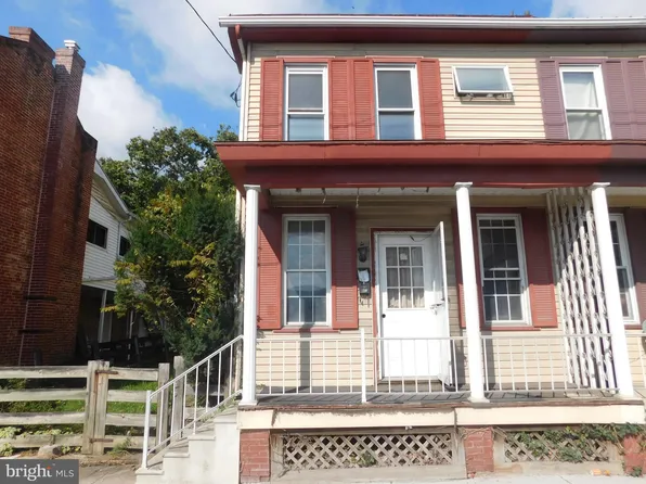 207 Valley St, Lewistown, PA 17044