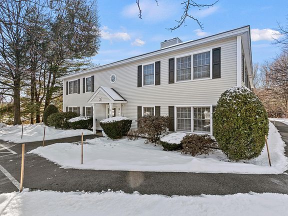 4th image of 34 Clearview Drive #34