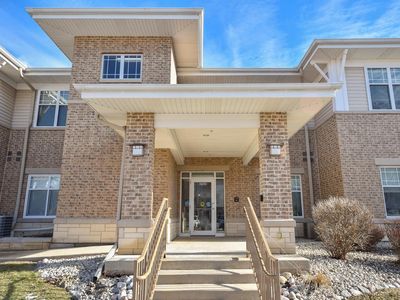 3960 South Prairie Hill LANE #205, Greenfield, WI, 53228