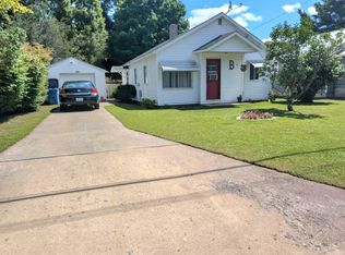 812 N Cherry St, Evart, MI