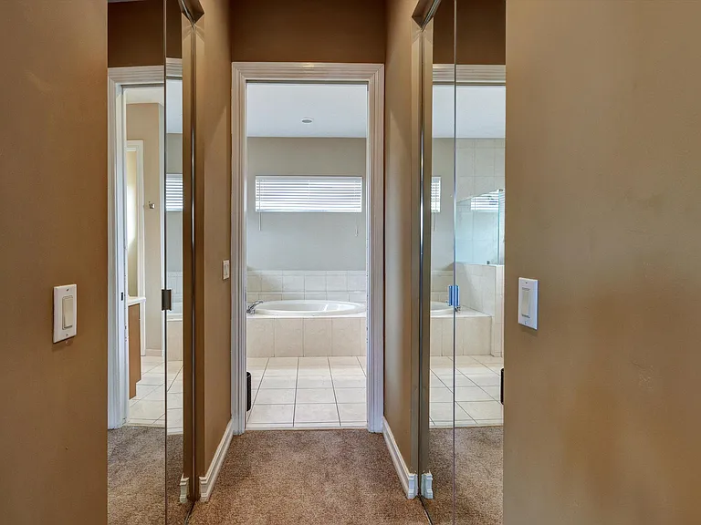 10640 NW 83rd Ct — Photo 26