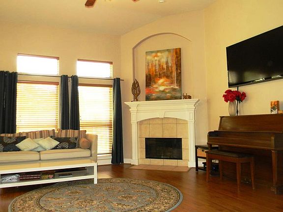4th image of 3311 Long Briar Ln