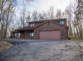 7431 S Cave Creek Rd, Columbia, MO 65203