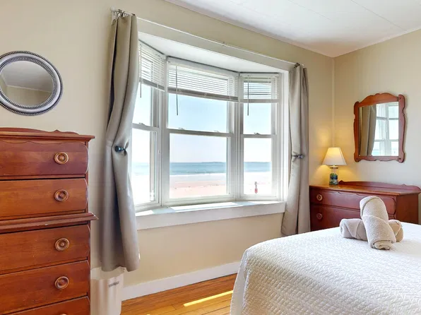 3 Durocher Ave #2, Old Orchard Beach, ME 04064