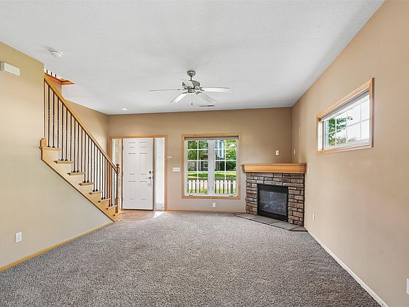 5th image of 2229 3rd Ave SW