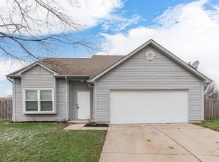 2886 Fieldstone Ct, Franklin, IN 46131