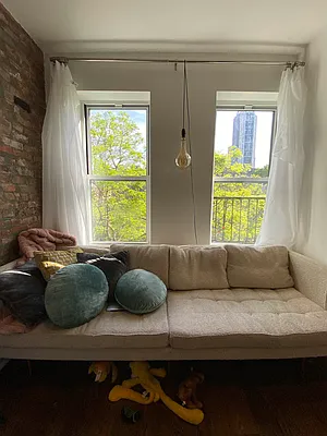 Rented by FirstService Realty (legacy) | media 13