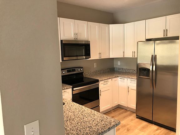 4th image of 101 Vista Verdi Cir #228