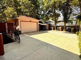 2212 Regent Street, Madison, WI 53726
