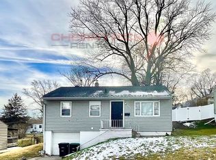 6329 Sprague St, Omaha, NE 68104