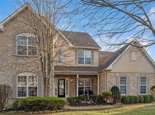 469 Whitestone Farm Dr, Chesterfield, MO 63017