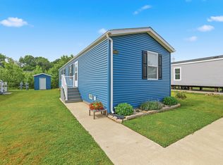 11935 Farm View Dr, Shelbyville, MI 49344