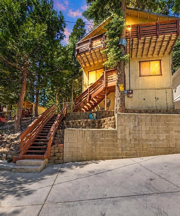 1st image of 26241 Boulder Ln