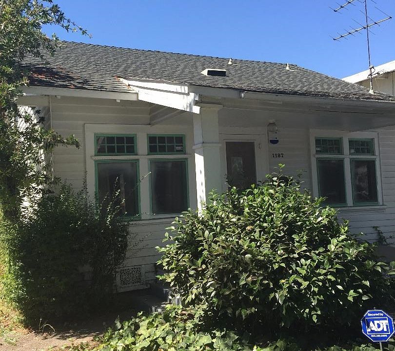 2nd image of 1187 E San Antonio St
