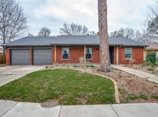 1318 E Windsor Dr, Denton, TX 76209