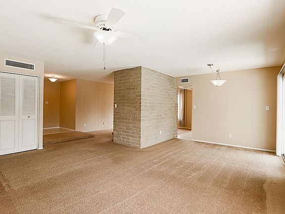 3rd image of 1411 E La Jolla Dr