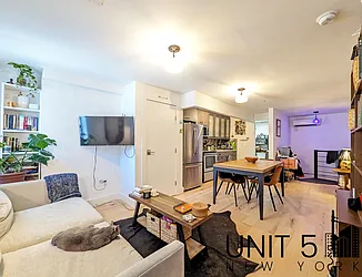 1116 Halsey Street, #1A