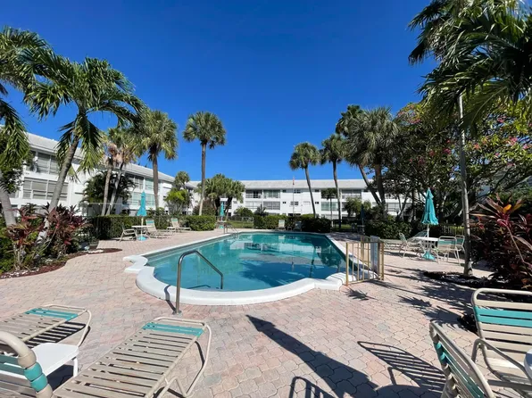 2050 NE 39th Street #E110, Lighthouse Point, FL 33064