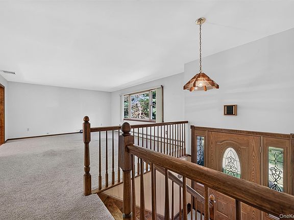 5th image of 33 Seaman Road