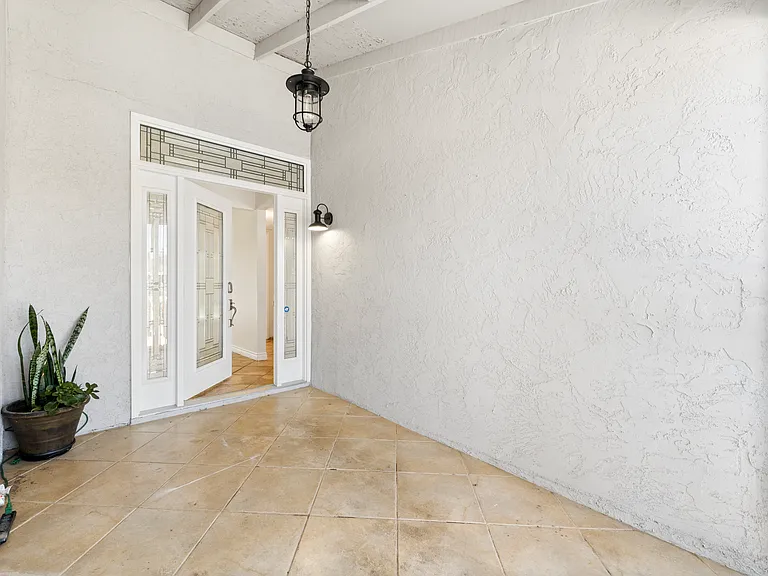 262 Securidad St — Photo 4