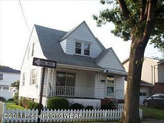 2nd image of 93 S Thomas Ave