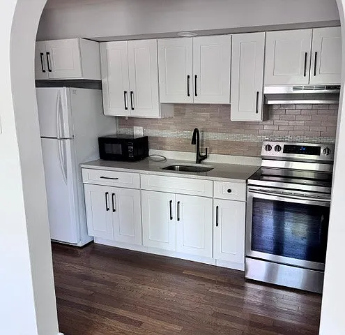 161 Centre Ave #1 — Photo 15