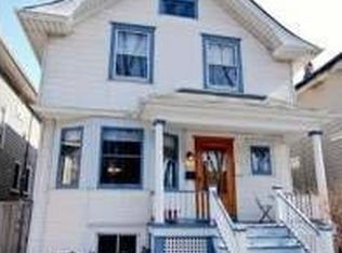 3755 N Bosworth Ave, Chicago, IL 60613