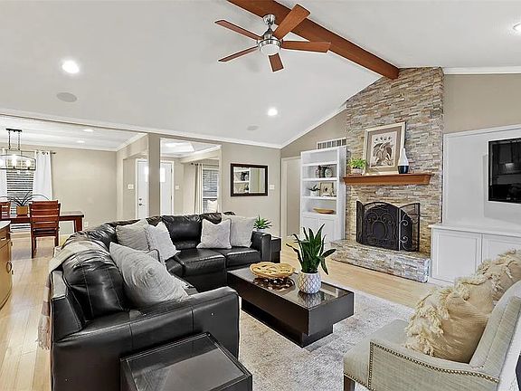 4th image of 9262 Whitehurst Dr