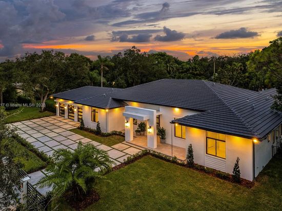 8100 SW 133rd St, Pinecrest, FL 33156