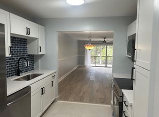 2700 Coral Springs Dr #207, Coral Springs, FL 33065