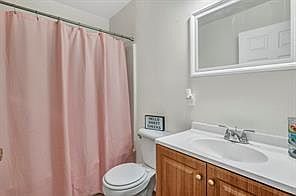 3rd image of 307 N Jordan St #307