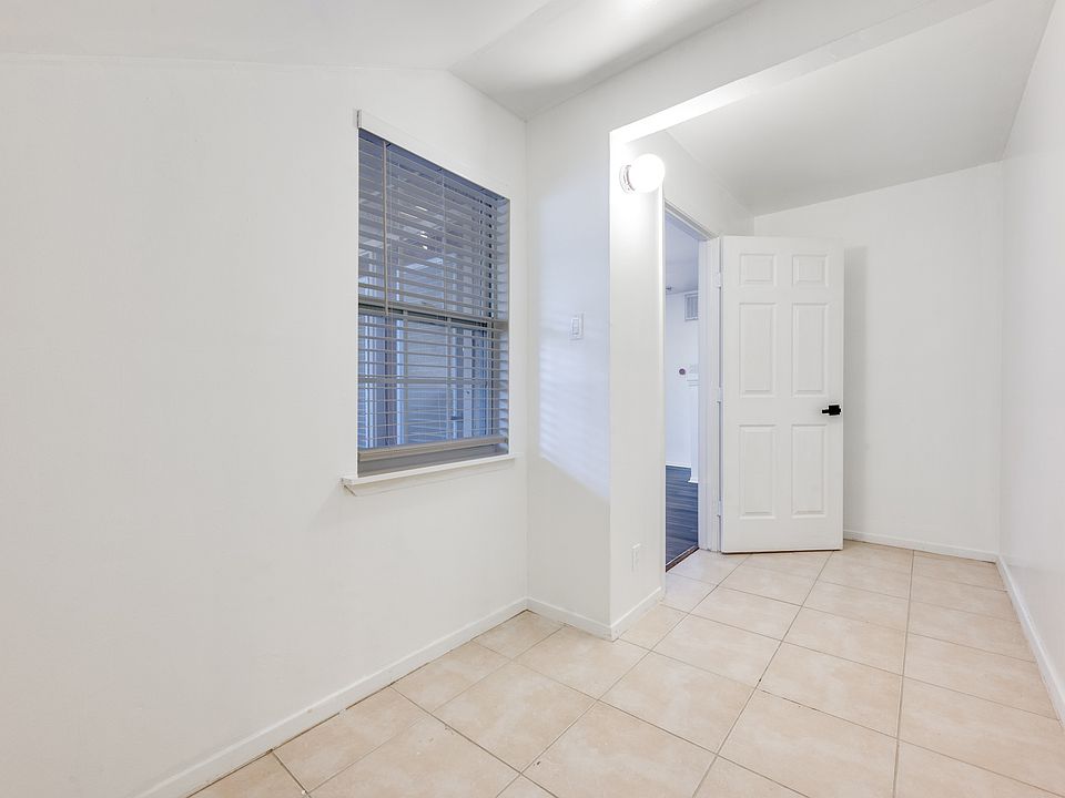 1st image of 5550 Spring Valley Rd APT E22