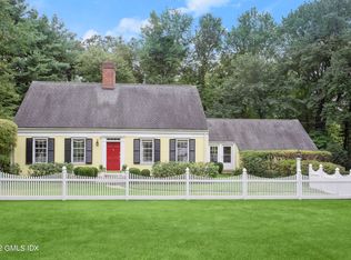 92 Round Hill Rd, Greenwich, CT 06831