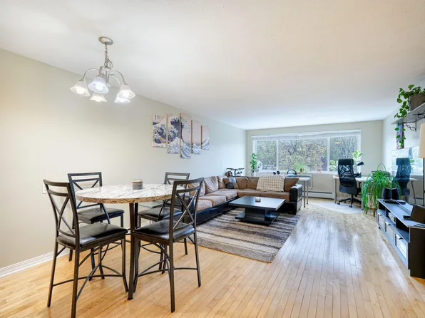 2700 W 44th St APT 316, Minneapolis, MN 55410