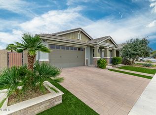 2832 W CANADA DE ORO Road, San Tan Valley, AZ 85144