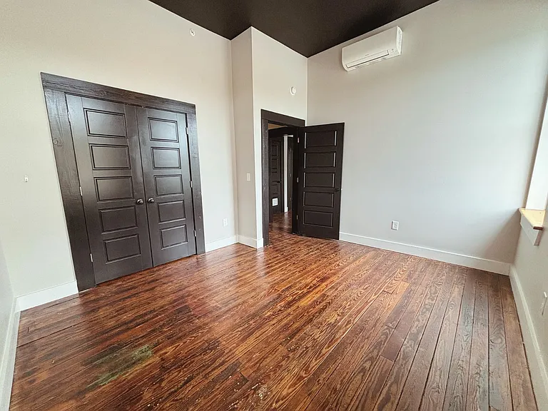 202 S Main St #213 — Photo 7