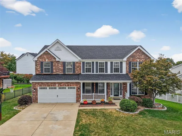 7797 Boatside Dr, Dardenne Prairie, MO 63368