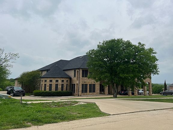 3rd image of 1044 Mallard Pointe Dr